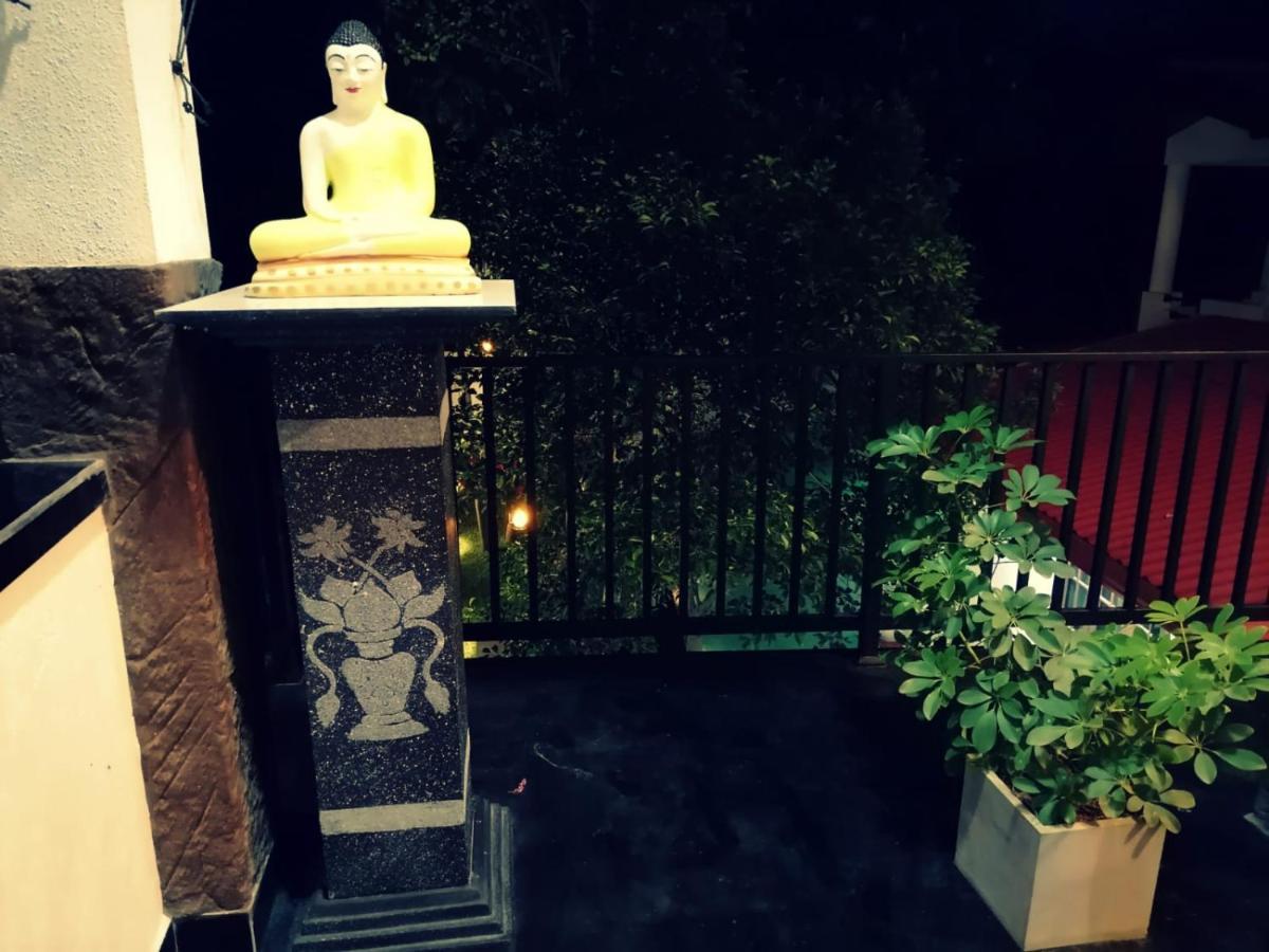 Ceylonima Home Stay Anuradhapura Luaran gambar