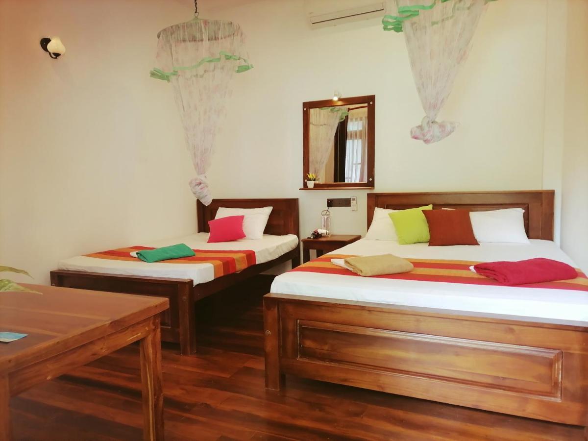 Ceylonima Home Stay Anuradhapura Luaran gambar
