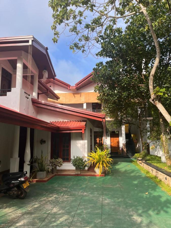 Ceylonima Home Stay Anuradhapura Luaran gambar