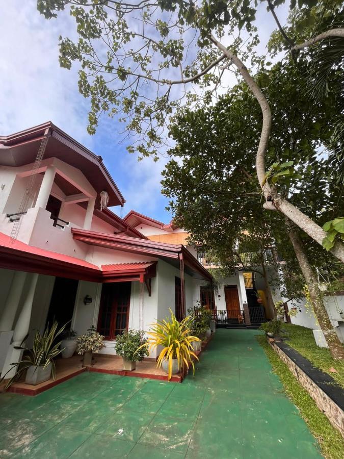 Ceylonima Home Stay Anuradhapura Luaran gambar