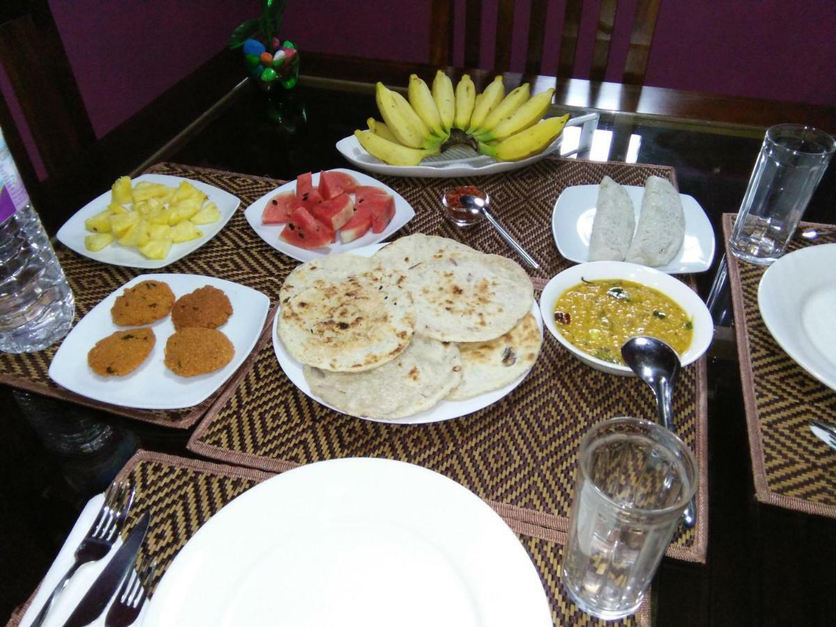 Ceylonima Home Stay Anuradhapura Luaran gambar