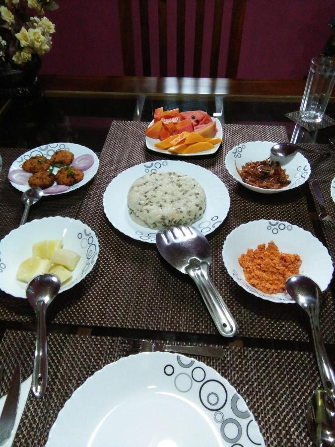 Ceylonima Home Stay Anuradhapura Luaran gambar